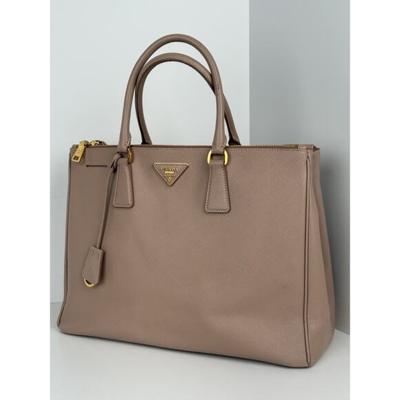 Prada Galleria Large Double Zip Tote Saffiano Leather Cammeo B-7 - Picture 1 of 16